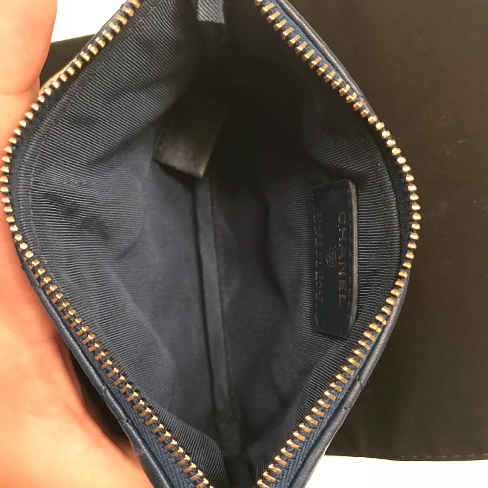 Extra pics of Chanel O Case